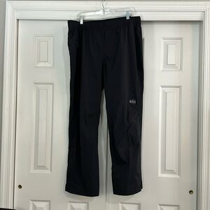 Active pants (swishy pants). REI. Adjustable waist. Size XL